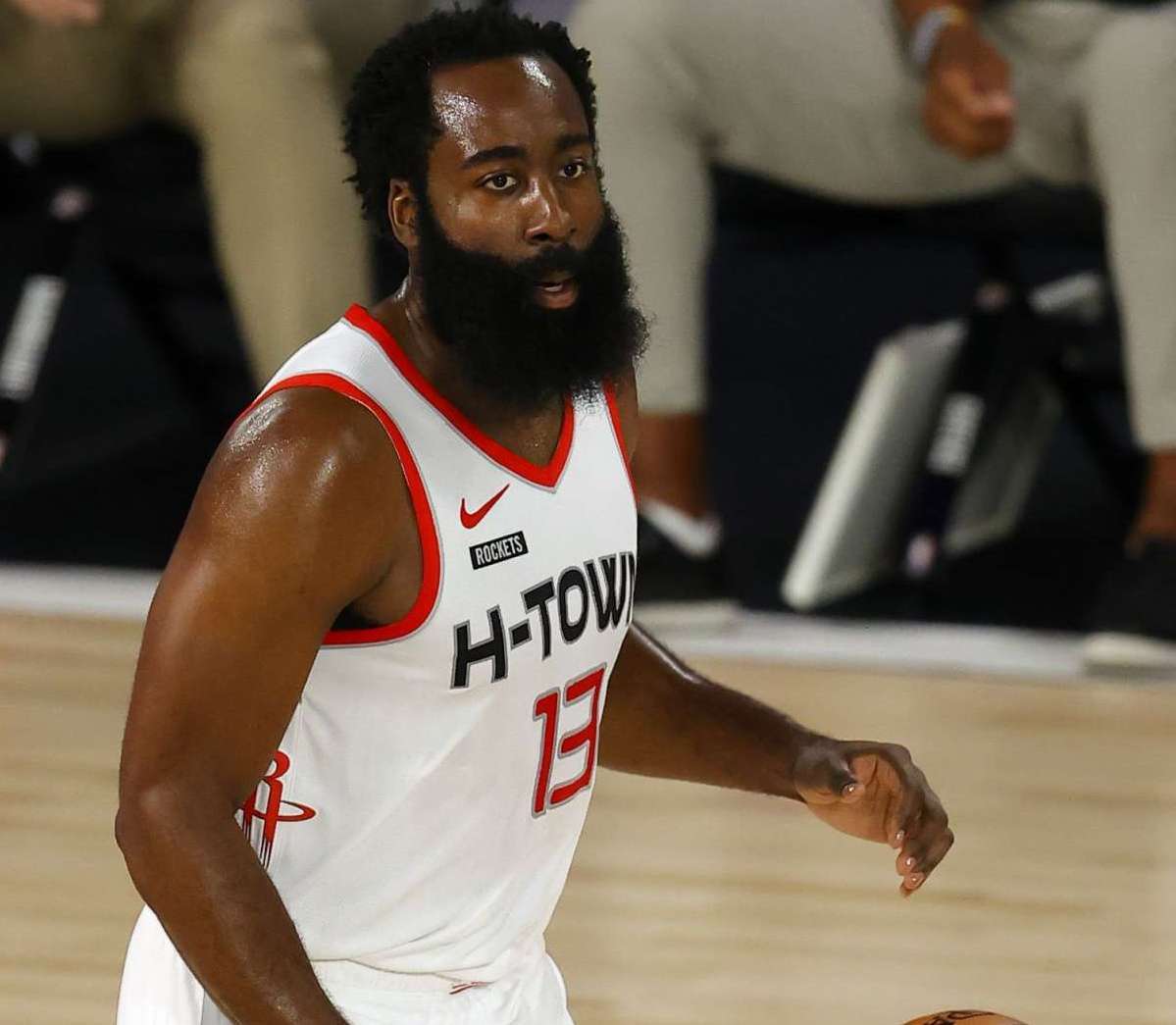 琼斯或将加 琼斯或将加