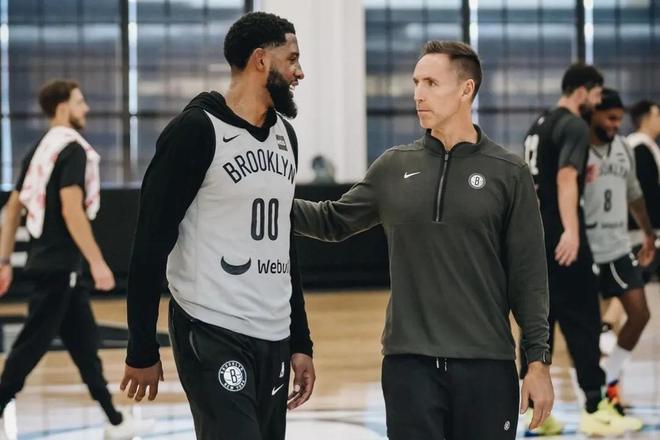 使他成为现 使他成为现