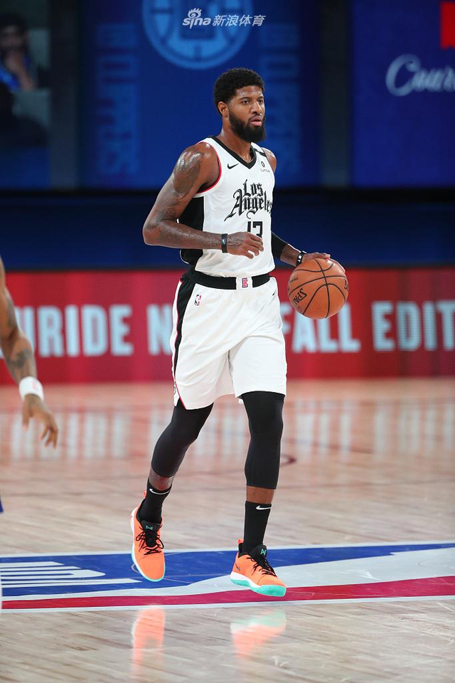 在国际足球 在国际足球