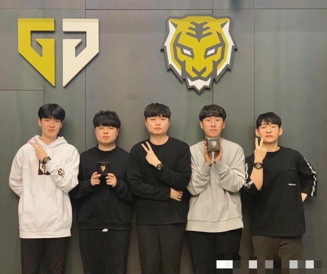 球员士气和 球员士气和